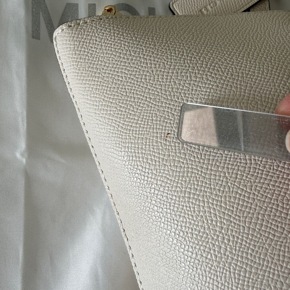 EUC Coach Outlet Zip Top Tote. Color: Chalk. - Picture 10 of 15